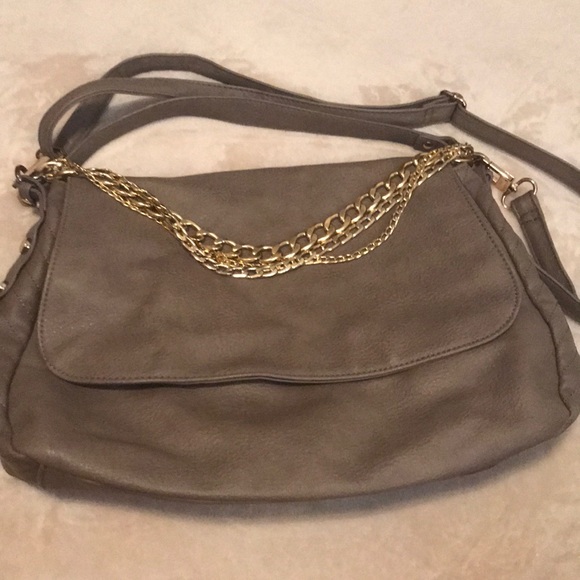 Medium Sized Messenger Bag - Picture 1 of 3